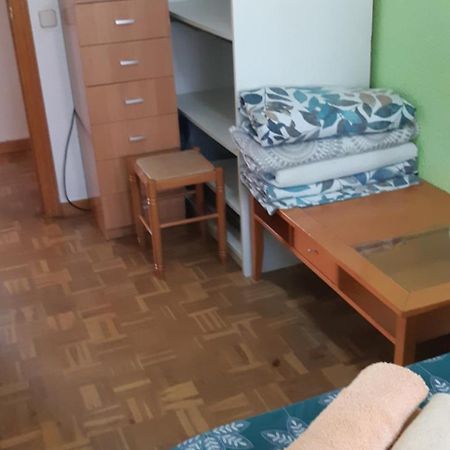 Habitacion Lcv Madrid Buitenkant foto